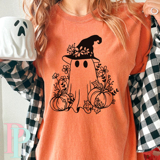 Halloween Comfort Color Graphic Tee Floral Ghost